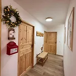 Santa Claus - Rudolf I Pyszalek Gory Sowie Apartment